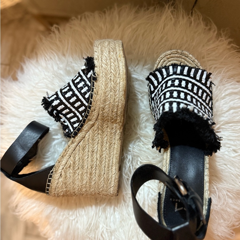 Marc Fisher Black White Wedge platform Sandals - Picture 5 of 7